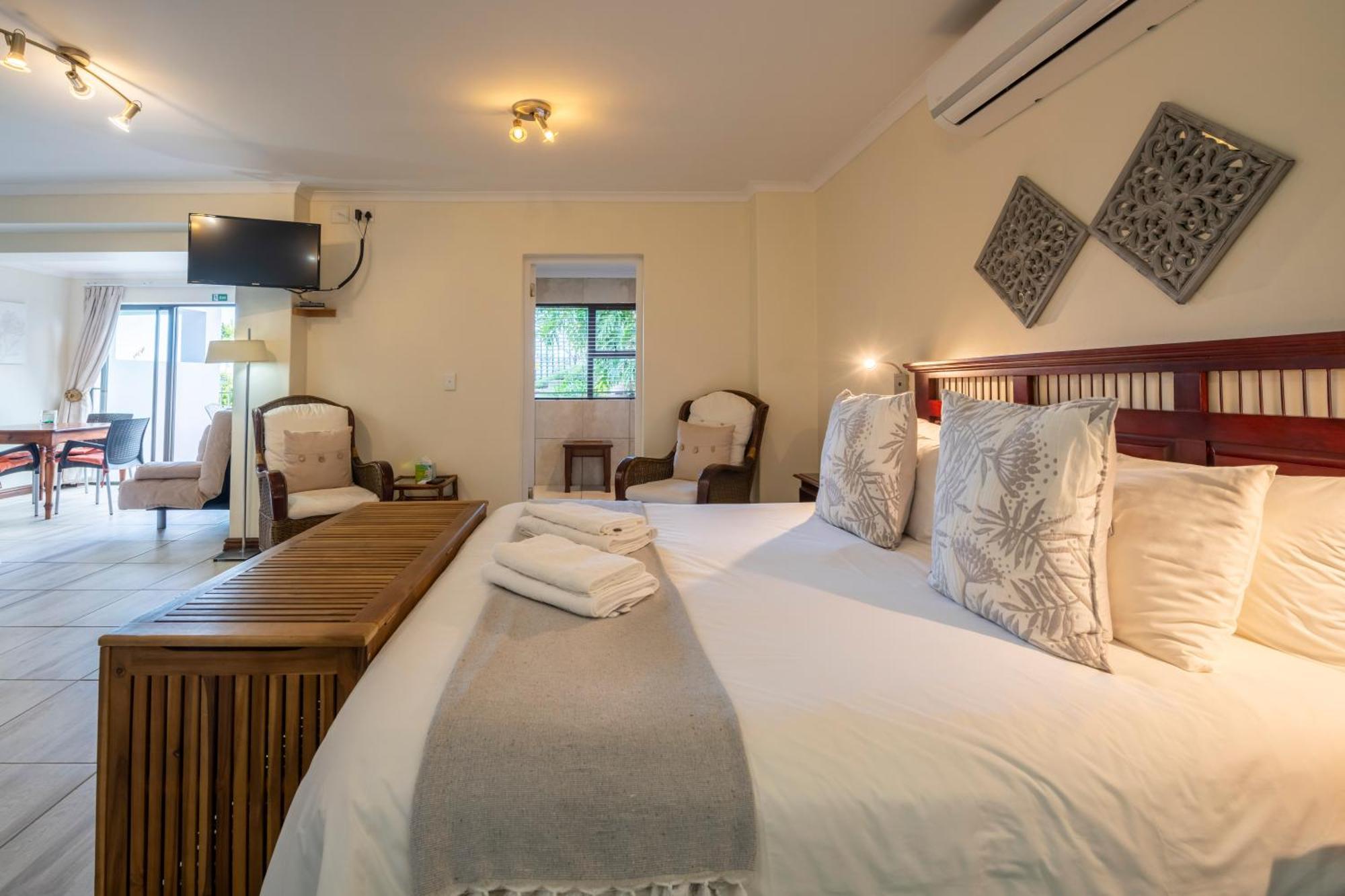 Bed and Breakfast 6 On Protea Найсне Номер фото