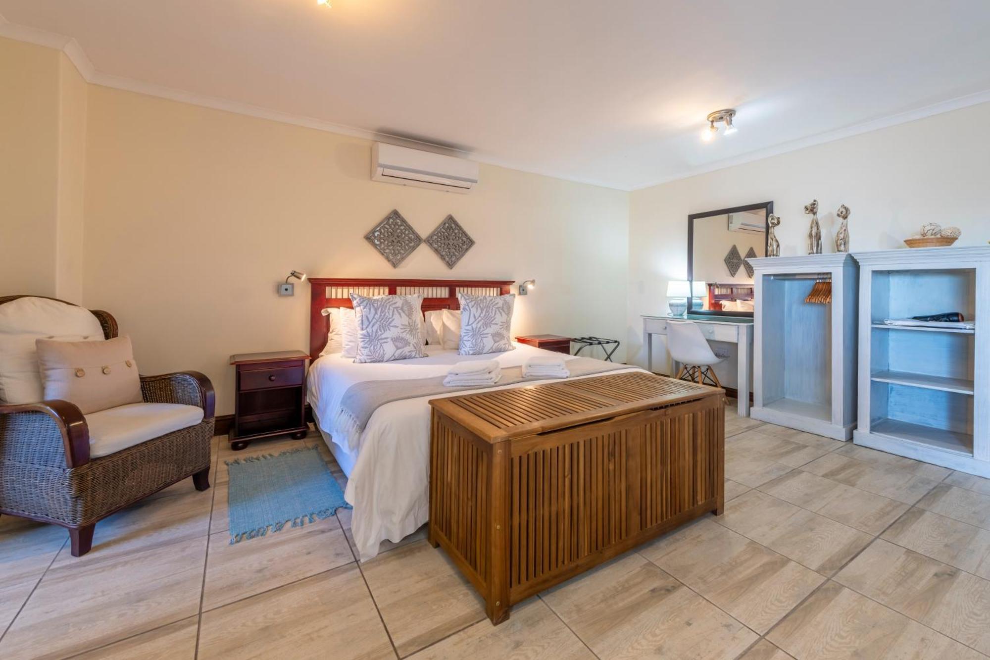 Bed and Breakfast 6 On Protea Найсне Номер фото